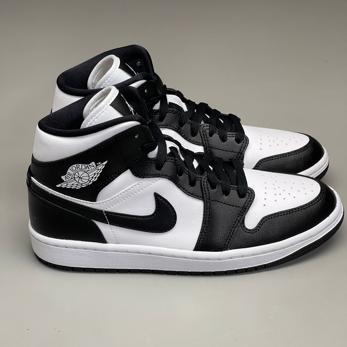 NIKE AIR JORDAN 1 - Mid Panda Women's