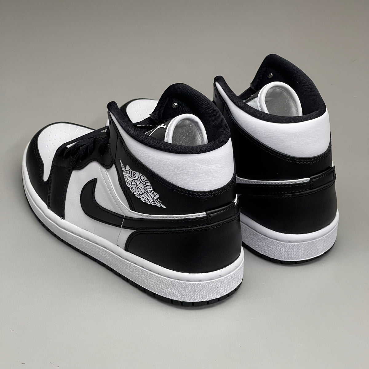 NIKE AIR JORDAN 1 - Mid Panda Women's