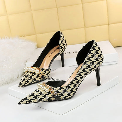 High Heel Hollowed Out Plaid pumps - Available in 2 colors